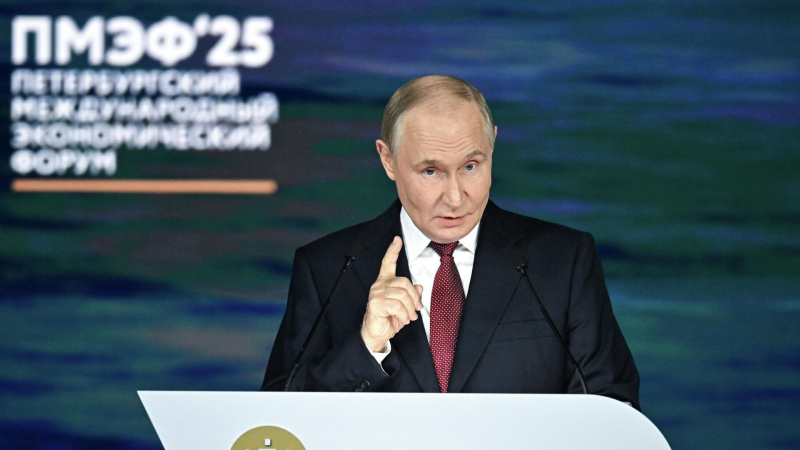 Путин назвал ущерб Евросоюза от отказа от российского газа