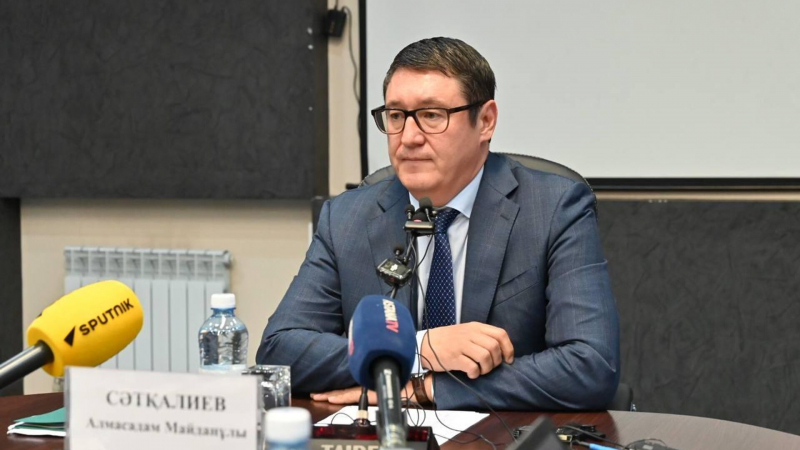 Министра энергетики не устраивают сроки строительства будущей АЭС в Казахстане
