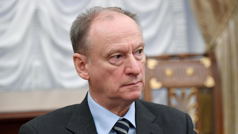 Патрушев указал на проблемы в развитии российской Арктики
