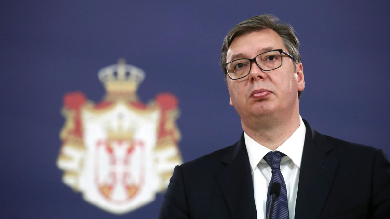 Правящая партия Сербии не поддержит закон об иноагентах, заявил Вучич