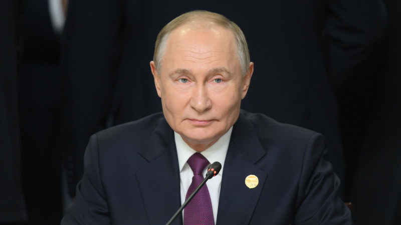 Путин принимает участие в открытии новых инфраструктурных объектов