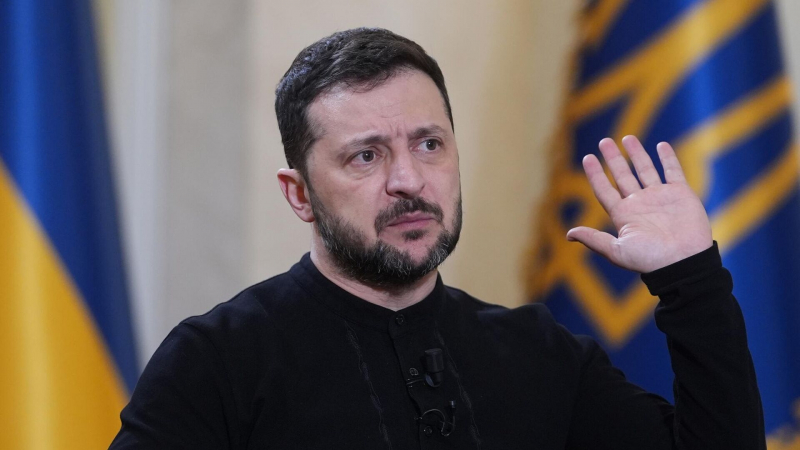 Зеленский заявил, что готов оставить пост ради мира на Украине